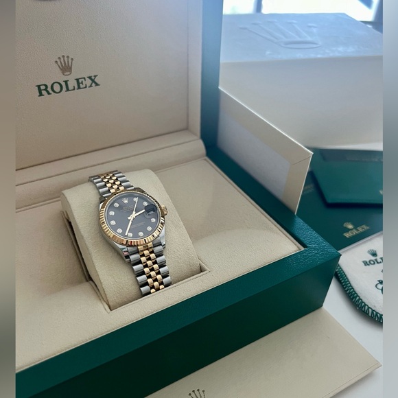 Rolex Datejust 31mm two tone Gold Steel Jubilee Gray Dial With Diamonds - Picture 2 of 14